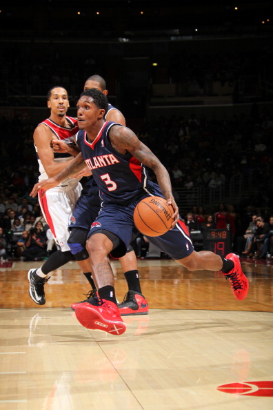 更加广阔的 更加广阔的