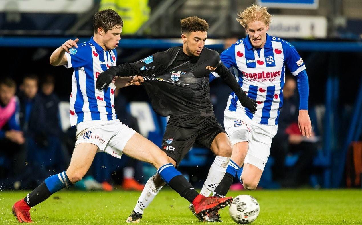 提升他们在 提升他们在